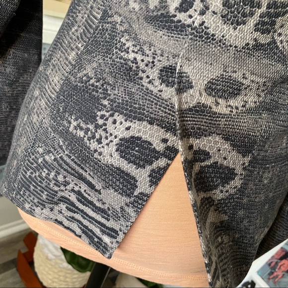 IF SIX WAS NINE Maniac Fited Blazer Jacket Hourglass Reptile Snake Asymmetrical - Picture 9 of 16